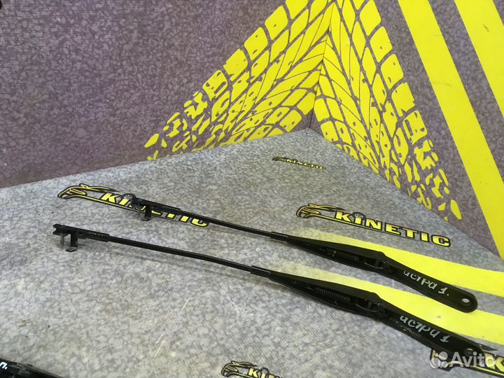 Поводок переднего стеклоочистителя дворник Астра Н