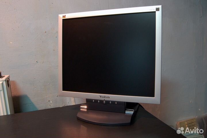 ЖК монитор Viewsonic VA702