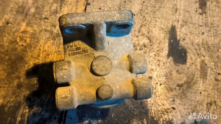 500344293 Iveco Кронштейн воздушного фильтра