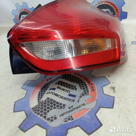 Фонарь задний правый Ford Focus 3 хэтчбек 1.6 2016