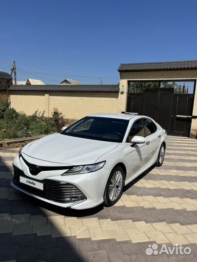 Toyota Camry, 2020