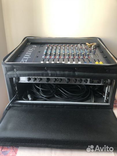 Микшерный пульт