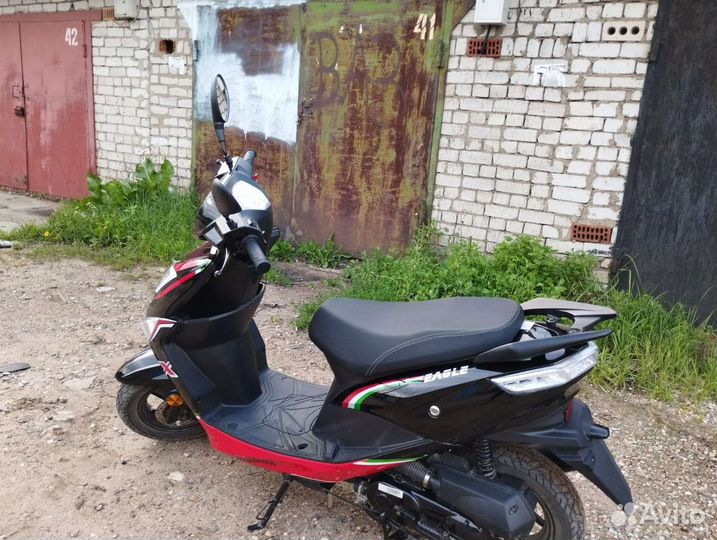 Скутер Regulmoto Eagle 50