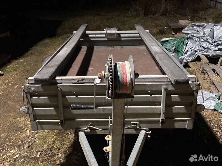 Кронштейн на дышло прицепа, ложемент,килевой ролик