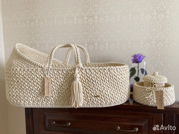 Вязанная люлька переноска