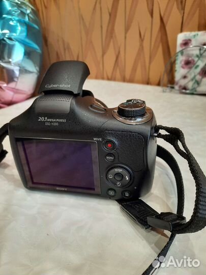 Компактный фотоаппарат sony