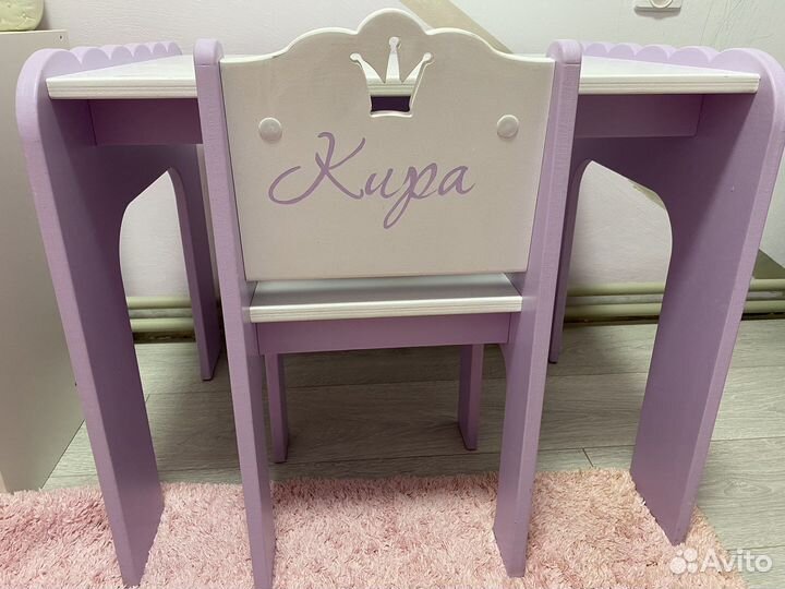 Детский туалетный столик