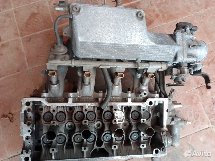 Toyota Carina E Головка гбц