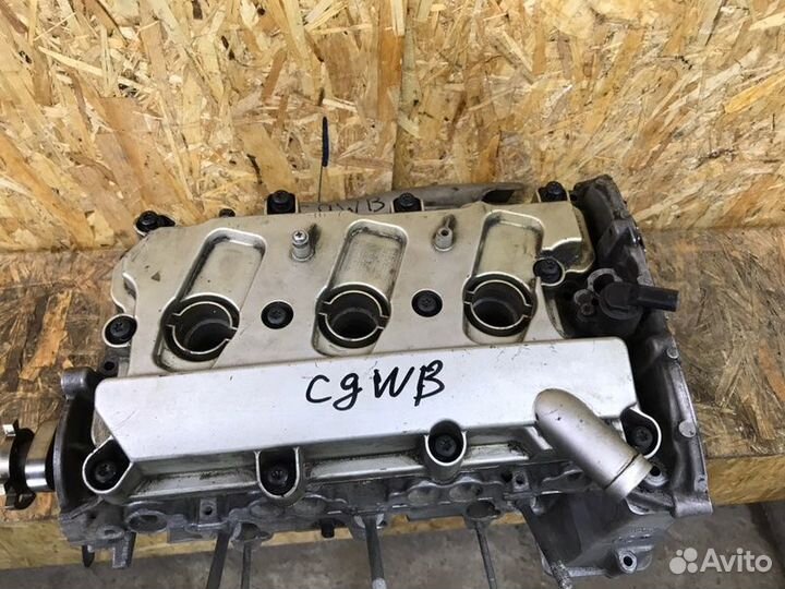 Головка блока цилиндров правая Audi A7 4G 3.0 2011