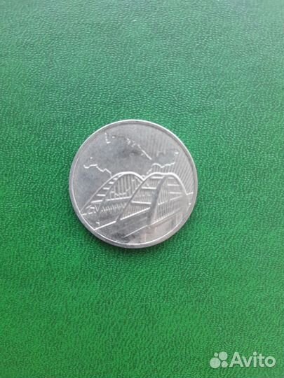 Юбилейные 1, 2, 5 рублёвые монеты России