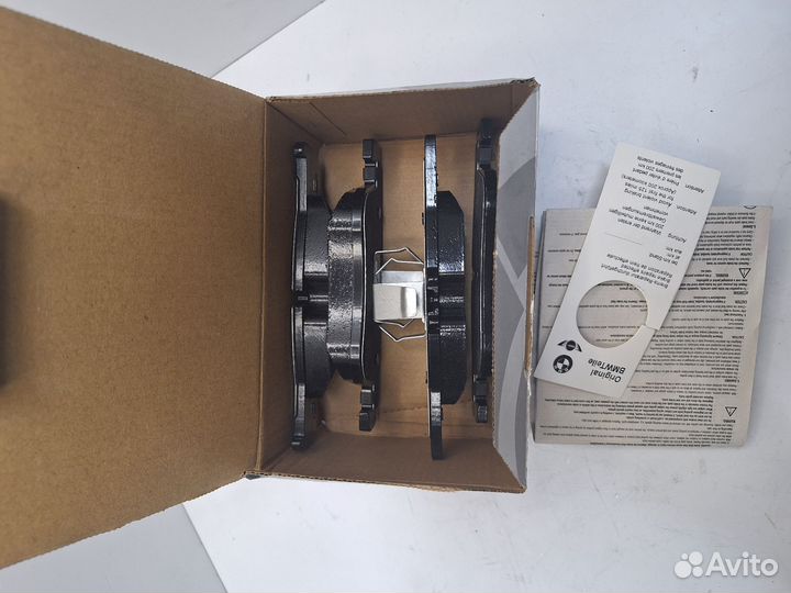 Колодки тормозные передние BMW F20 34116858910