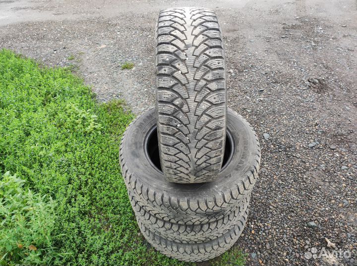 Nordman Nordman 4 215/65 R16