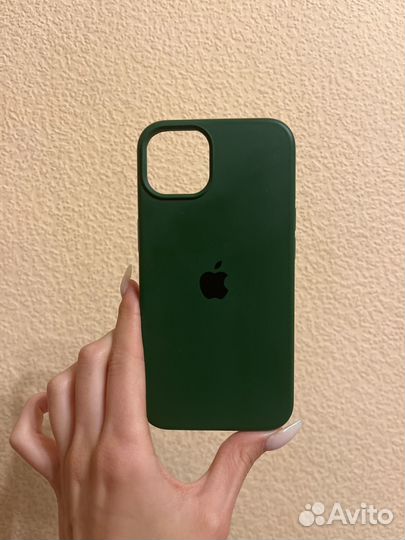 Чехол на iPhone 13