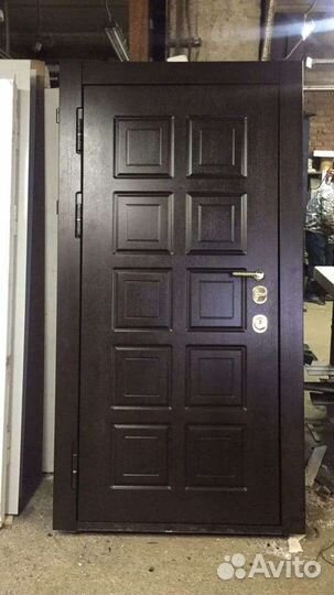 Дверь входная металлическая
