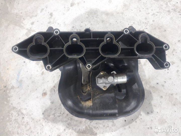 Коллектор впускной Ford Focus eddb 2004