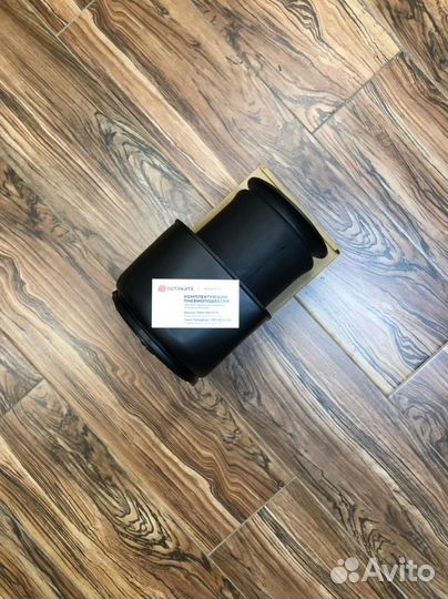 Пневмоподушка BMW F16 задняя 37107850225