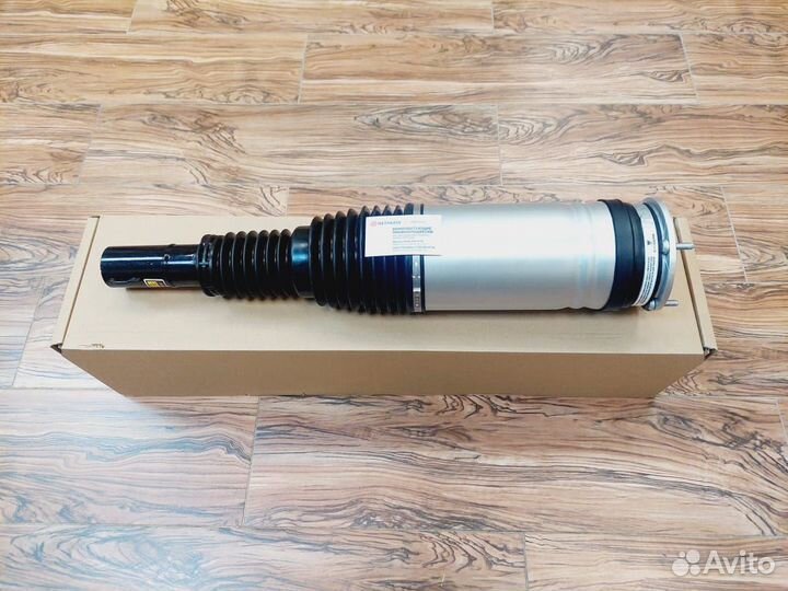 Пневмостойка LR Range Rover L494 CVD