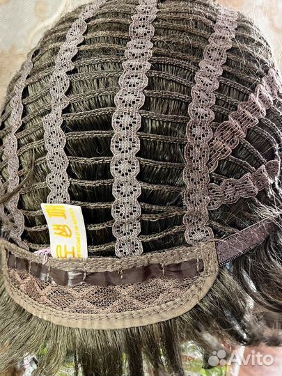 Парик женский