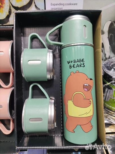 Новый набор Термос и три кружки