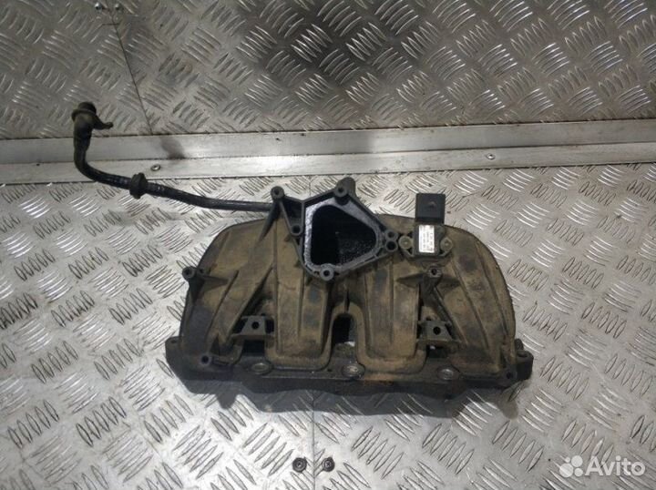 Коллектор впускной Volkswagen Tiguan NF cava 2009