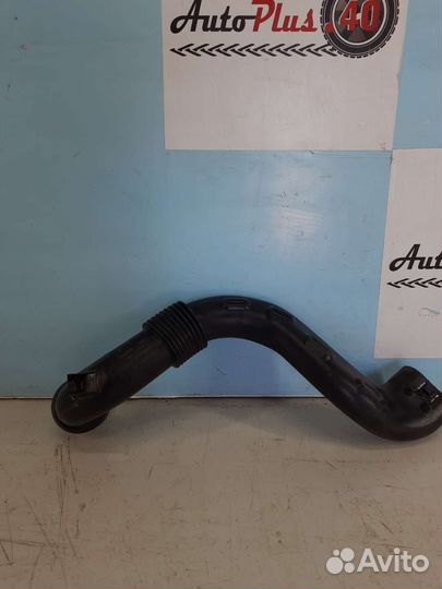 Патрубок воздушного фильтра Renault