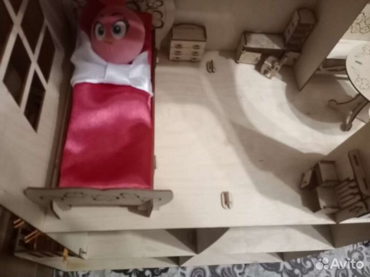 Домик кукольный