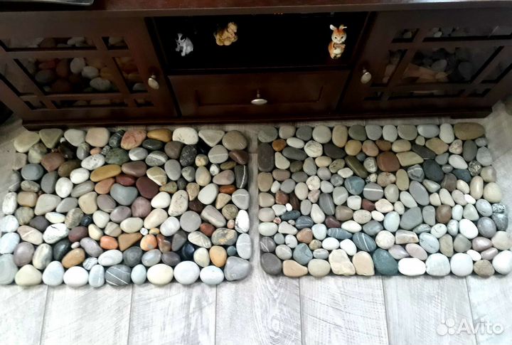 Коврик из морской гальки