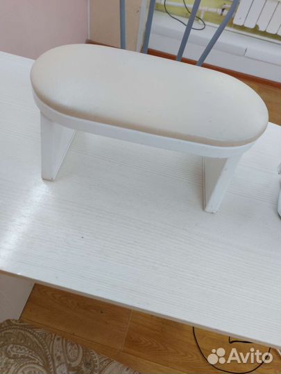 Подставка для рук маникюрная