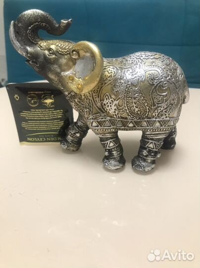 Фигурка слон