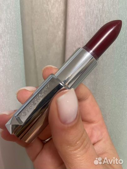 Помада givenchy le rouge