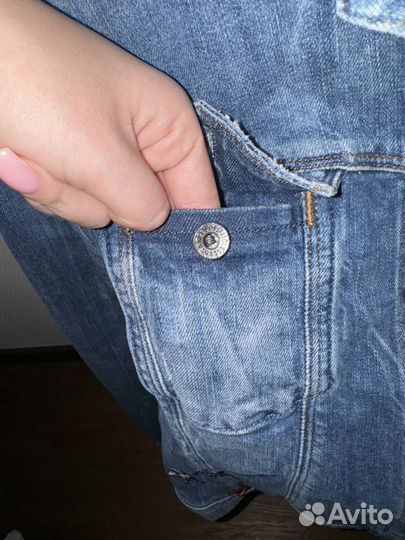 Джинсовая куртка guess