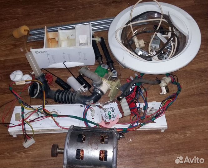 Запчасти от HotPoint Ariston / Indesit