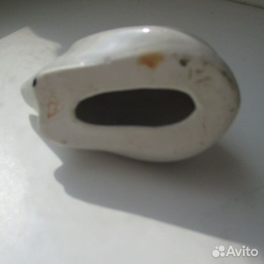 Советская фарфоровая статуэтка гжель