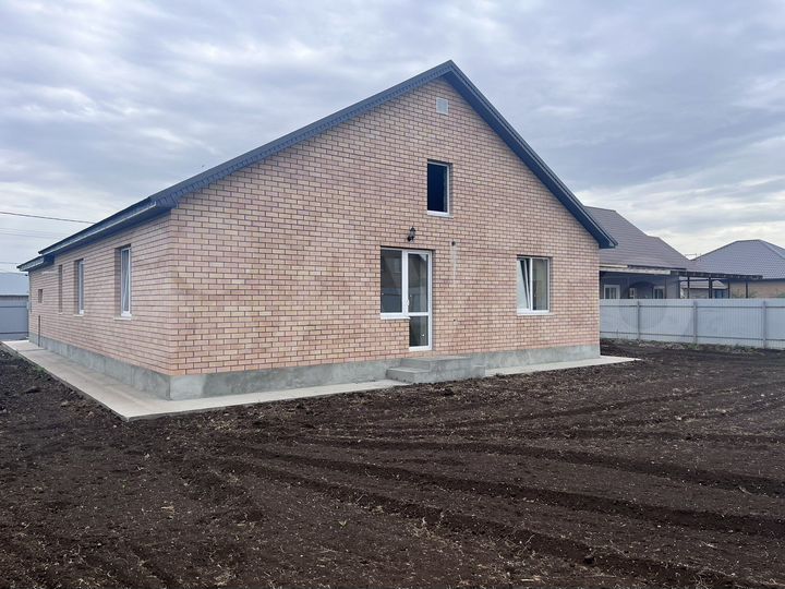 Дом 140 м² на участке 7,5 сот.