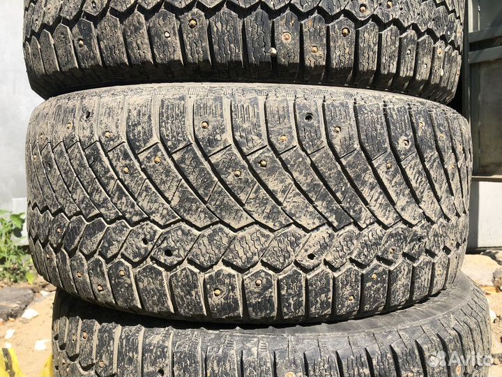 Continental ContiIceContact 225/50 R17