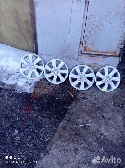 Колпаки на mazda