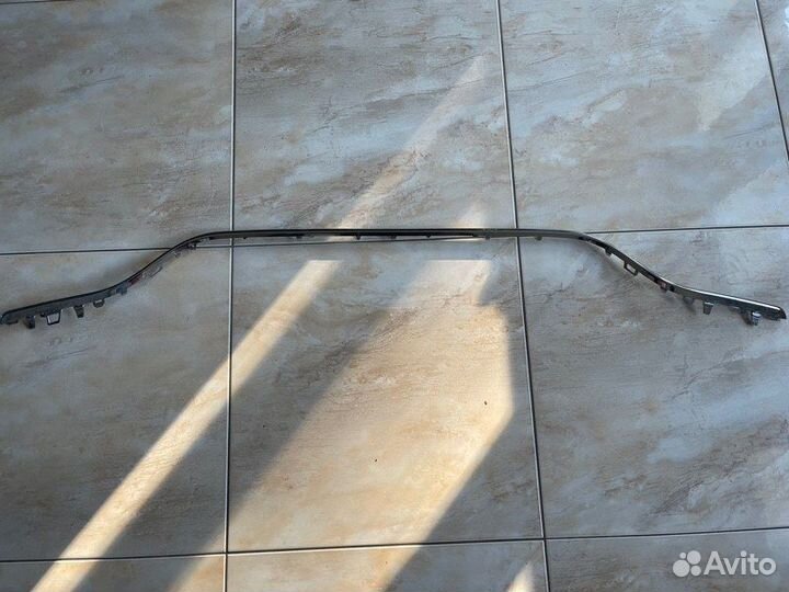 Накладка бампера передняя Mercedes C Class W 205