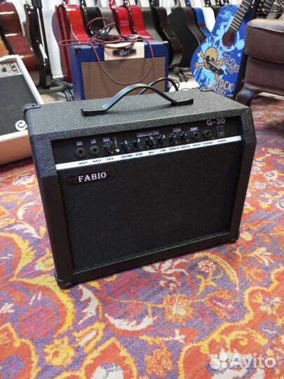 Комбоусилитель гитарный 30 Ватт Fabio