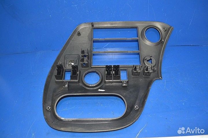 Пластиковая крышка торпеды DAF XF105 (01.05)