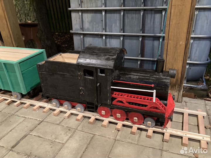 Садовая фигура Поезд