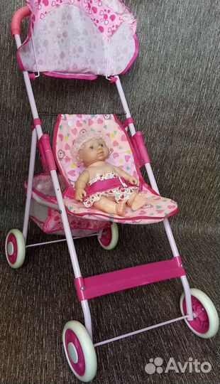 Коляска с двумя пупсами