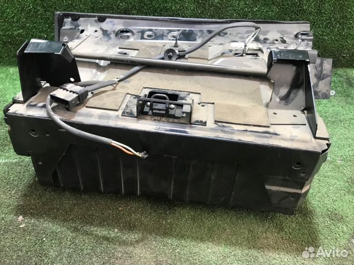 Бардачок Audi A8 Quattro D2 ABZ 1998