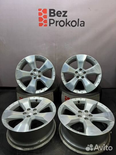 Комплект дисков Subaru 5х100 R17 OFF48 7JJ