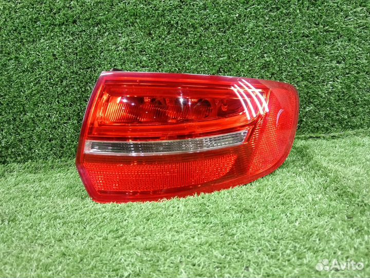 Фонарь задний правый VAG Audi A3 8P