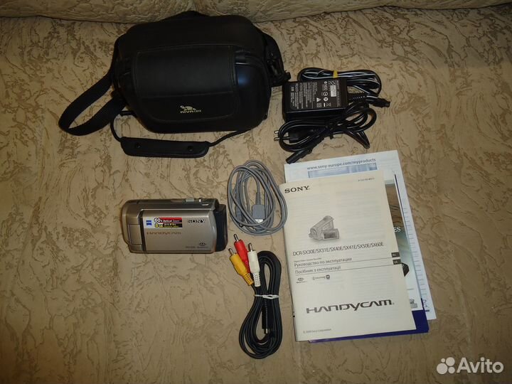 Видеокамера цифровая sony