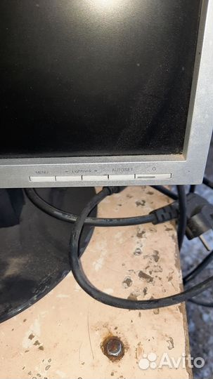 Монитор LG flatron L1750S