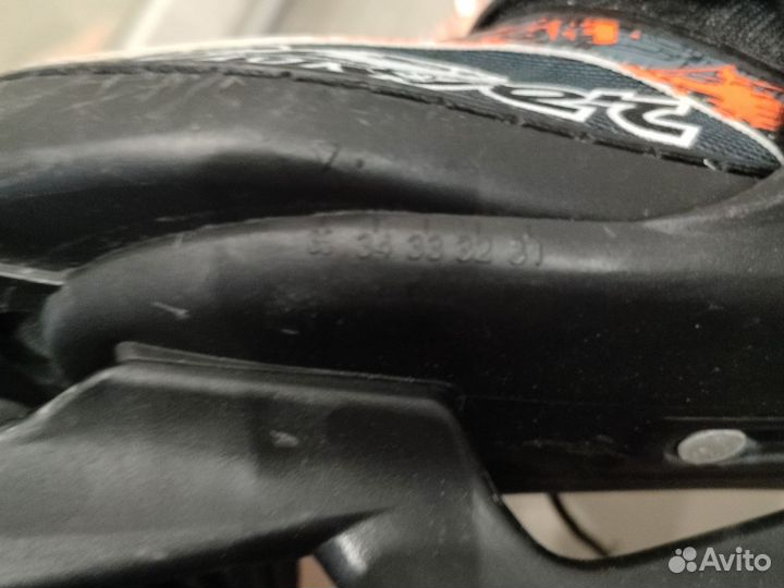 Коньки хоккейные