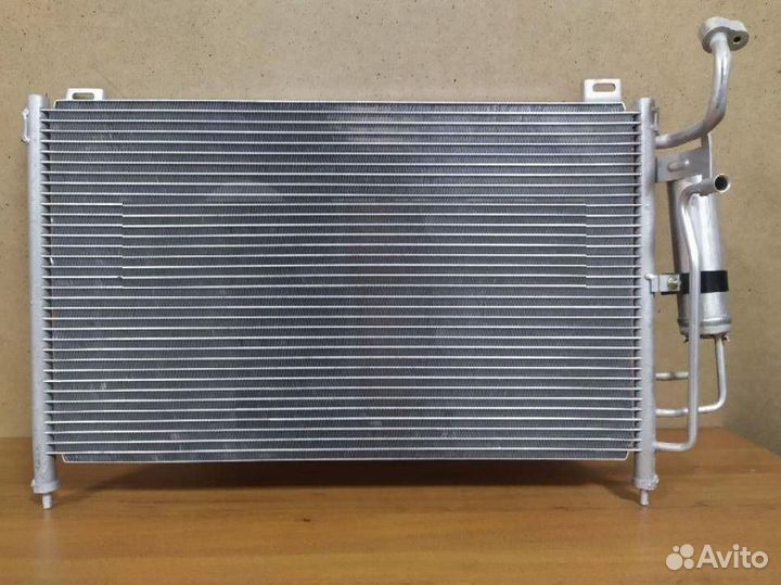Радиатор кондиционера Toyota Corolla E120 02-07 пр