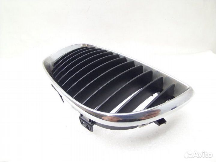 Решетка радиатора передняя левая Bmw 1-Series E87