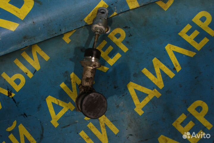 Главный цилиндр сцепления Hyundai Galloper jkc4